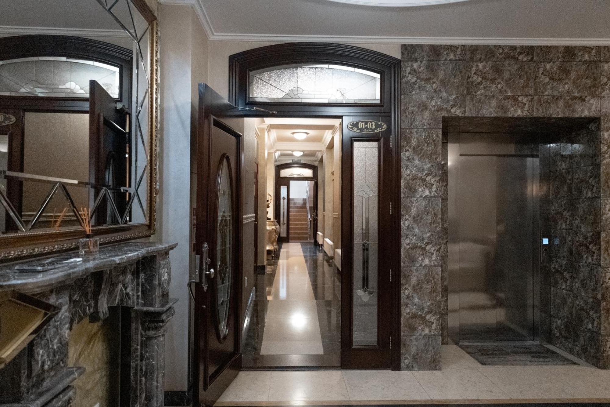 Allureinn Hotel And Spa Chernivtsi Exterior foto