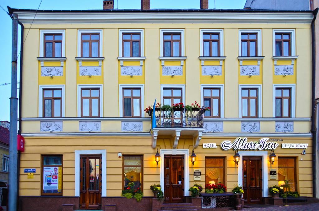 Allureinn Hotel And Spa Chernivtsi Exterior foto